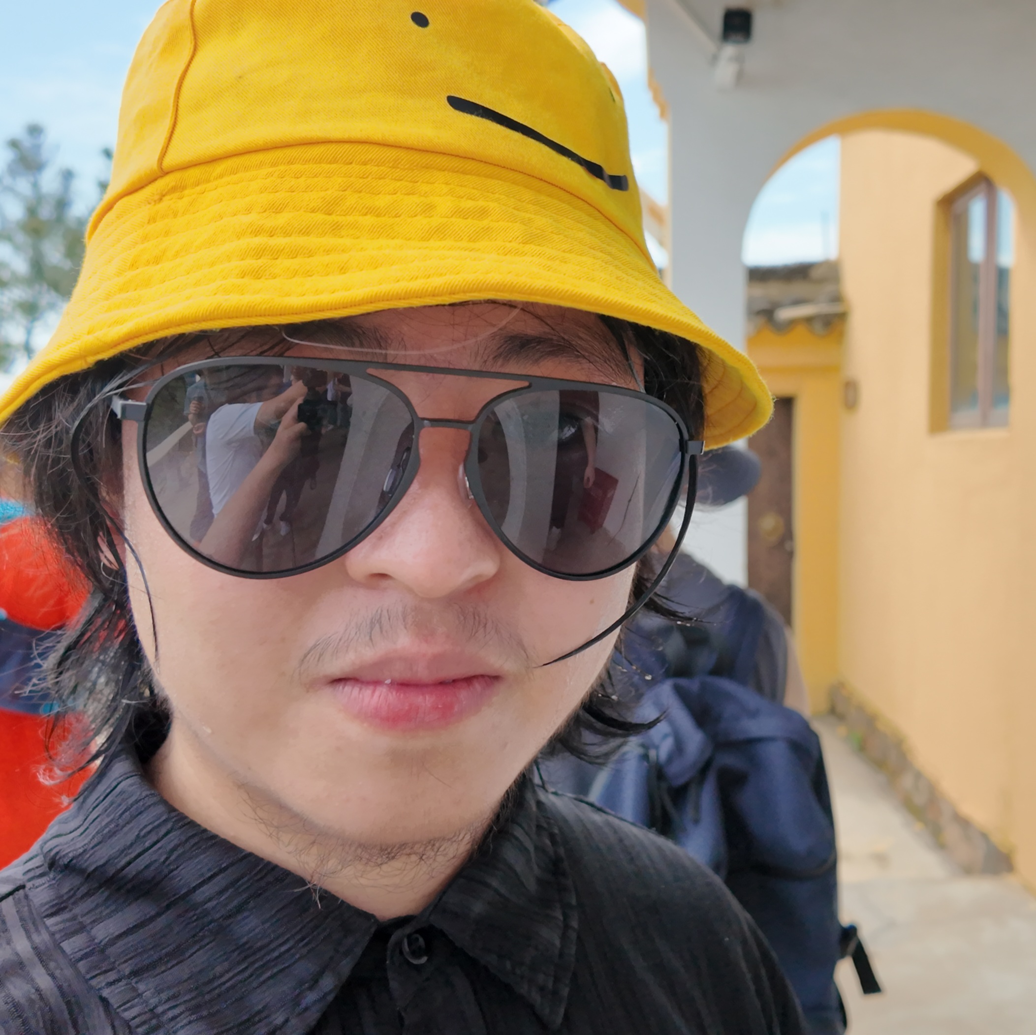 me_yellow.jpg